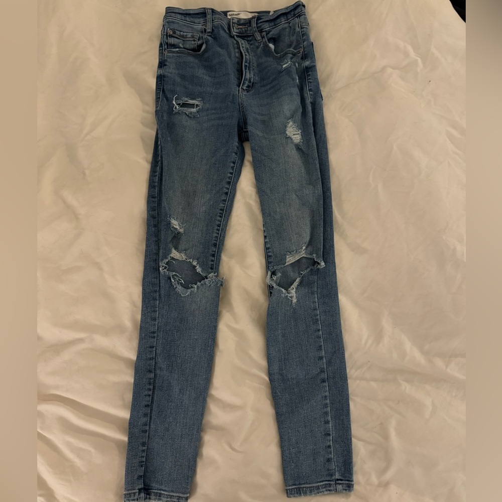 Garage ripped jeans, stretchy fit, high rise, worn